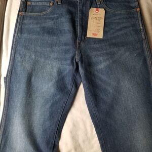Levi's Relaxed Blue Jeans with Classic Denim Wash